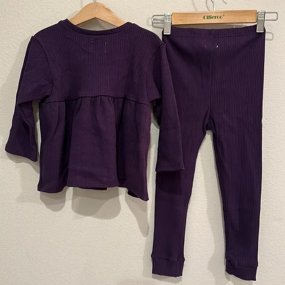 NWOT size 6 Figge Petunia Ellwood Tee & Slim Leggings!